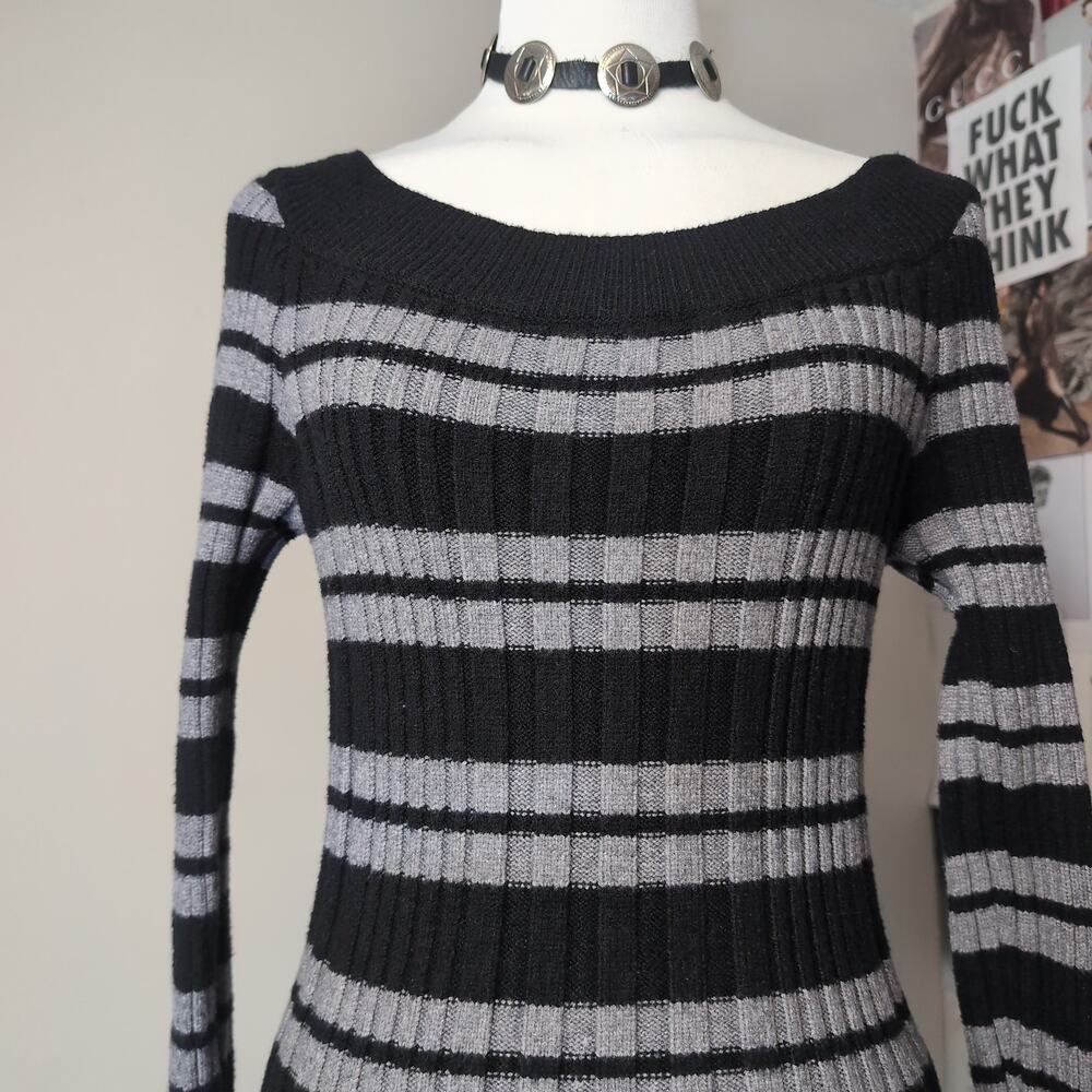 Striped Ribbed Knit Off Shoulder Sweater - Picture 2 of 3